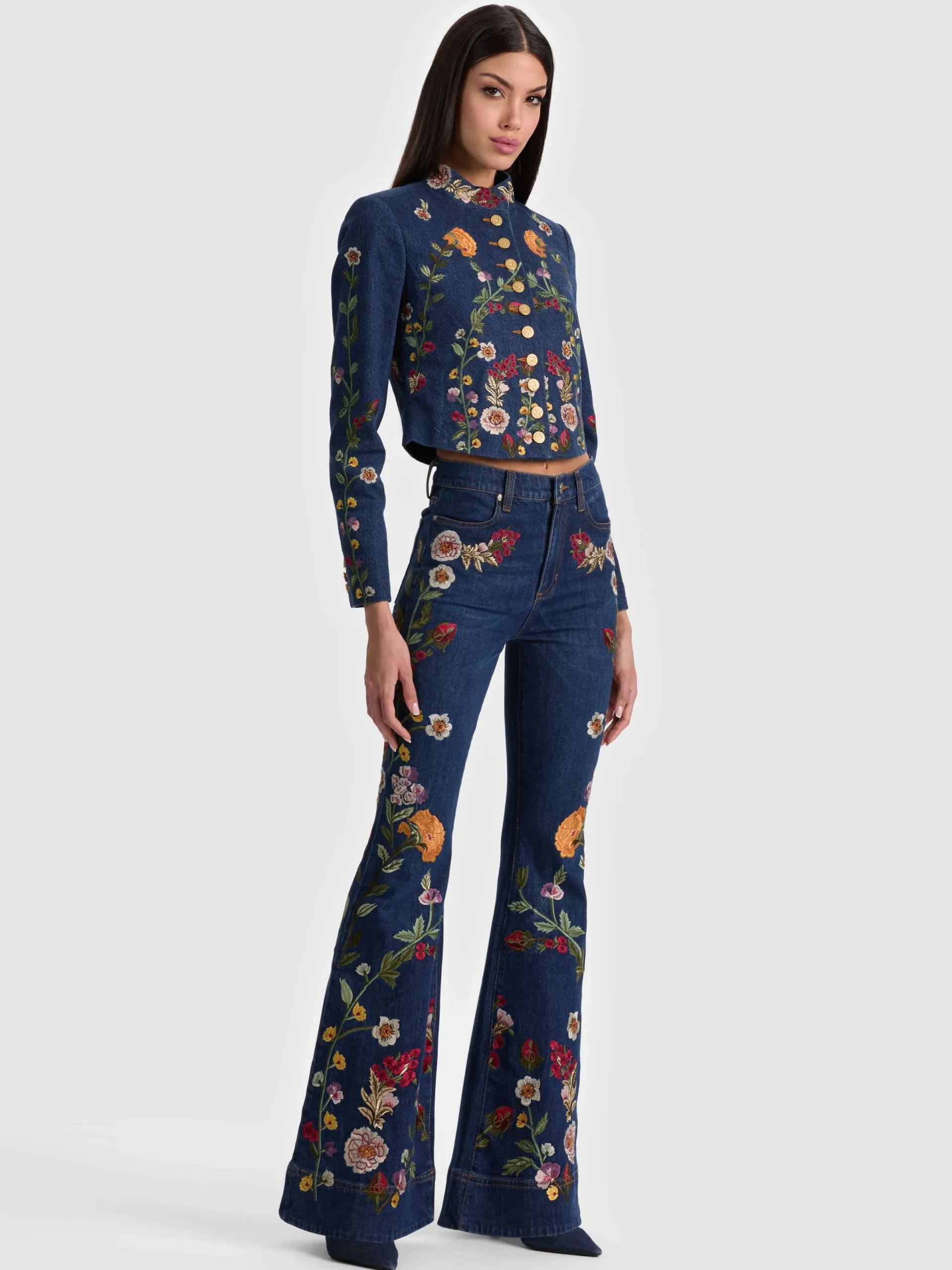 Alice and Olivia JEANS*BEAUTIFUL EMBROIDERED JEAN