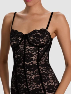 Alice and Olivia MAXI*CARISSA LACE MAXI DRESS