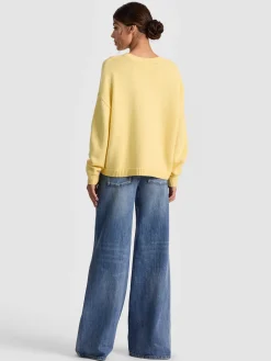 Alice and Olivia PULLOVERS*ENSLEY CREWNECK DARLA LIGHT INDIGO