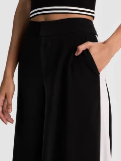 Alice and Olivia WIDE LEG*NESSI TROUSER WITH SIDE STRIPE OFF WHITE